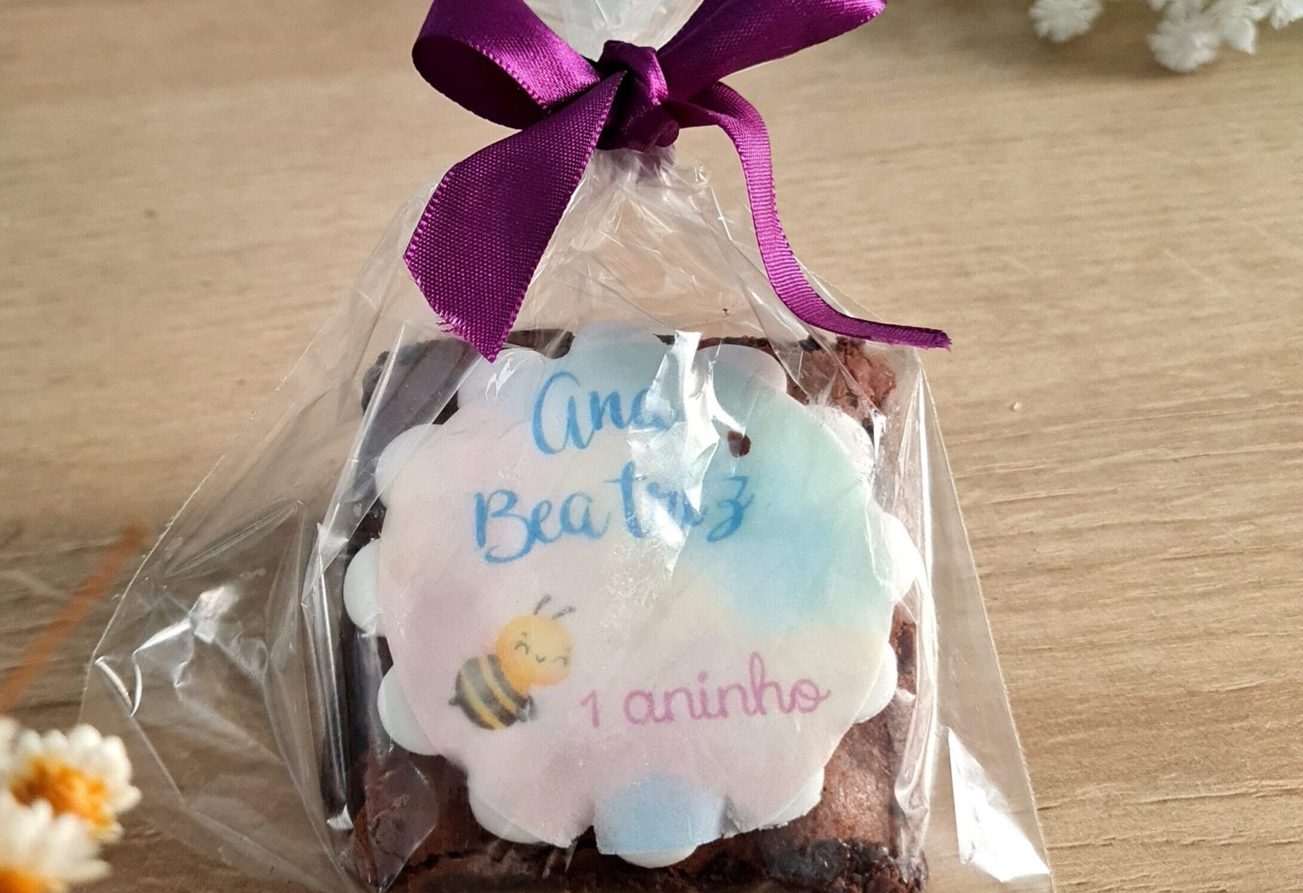 Brownie com logo marca